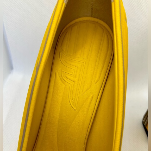 SOLD—Fendi FFreedom NIB Yellow Pumps Heels 38 UK5 - Picture 11 of 15